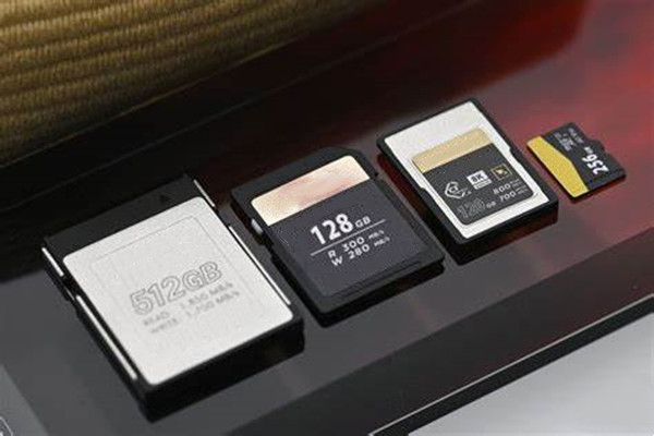 出售sandisk閃存卡，手機內(nèi)存卡：8Gb、16Gb、32Gb、64Gb、128Gb、256Gb
