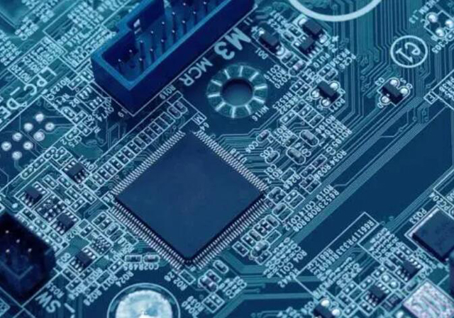 供應(yīng)電源管理-PMIC 芯片：包括電池管理、電壓基準(zhǔn)、LDO 穩(wěn)壓器、開關(guān)穩(wěn)壓器