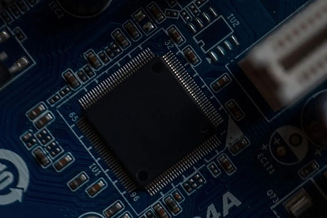 回收 Maxim 運算放大器、ADI 邏輯門和逆變器、TI 數模轉換器