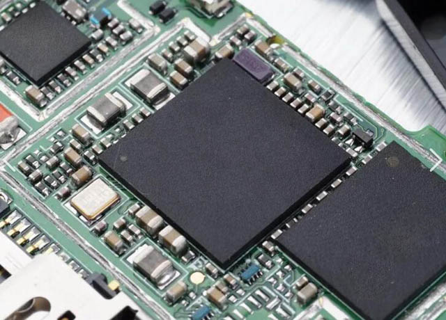 供應(yīng)【Infineon】無線連接：供應(yīng)藍牙 5.0 模塊、Wi-Fi 4 SoC、AIROC 汽車無線組合芯片