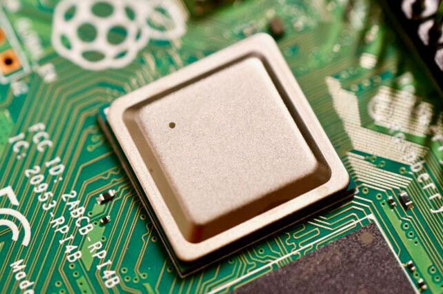供應 IC，供應 [Broadcom]跨阻抗放大器（TIA），光纖模塊，以太網 PHY